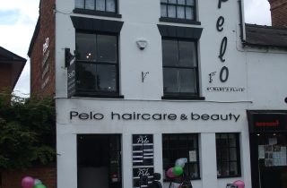 Pelo Shop Signage